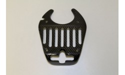 CACHE SERRURE DE CAPOT EN CARBONE FERRARI 458 SPIDER (82945800)