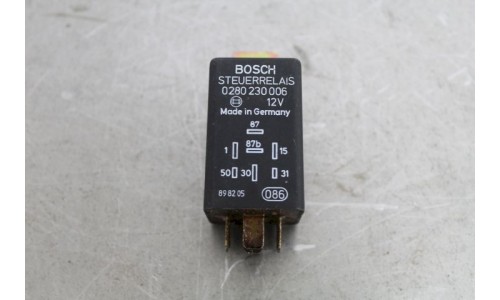 Relais Bosch ferrari 208/testarossa (124717)