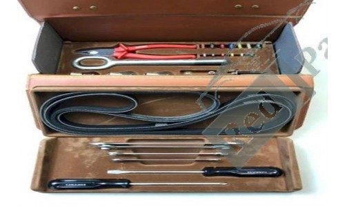 TROUSSE A OUTILS COMPLETE FERRARI F355/360/456/512M/550/575 (171488)