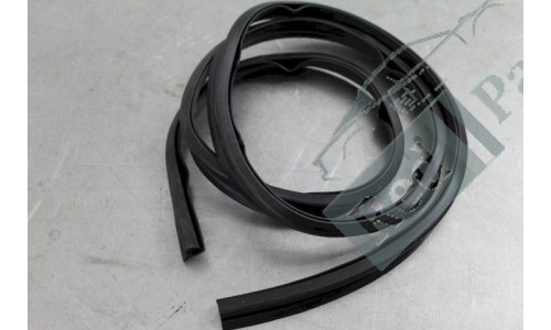 JOINT  DE PLAQUE FERRARI 456M/550/575 (64787700)