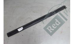 JOINT LECHE-VITRE EXTERIEUR GAUCHE FERRARI 360/F430 (65164500)