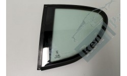 Vitre latérale arrière droite Ferrari 456 (65645200)