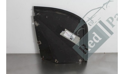 TOLE PASSAGE DE ROUE DROIT FERRARI 208/328 (61755400/U)