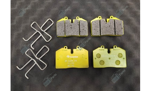 Serie De Plaquettes Arriere Avec Ressort Ferrari 456 Gta (70000884)