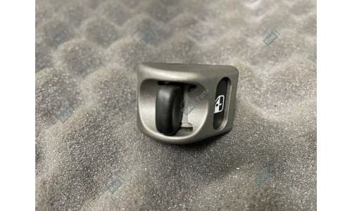 BOUTON LEVE VITRE GAUCHE FERRARI 456 GT/GTA (153089)