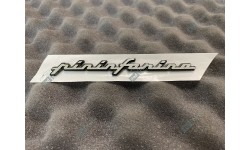 Emblème Pininfarina Aile Avant Maserati GranTurismo / Quattroporte (67729600)