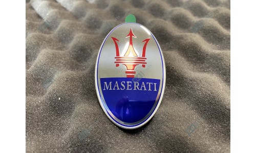 badge capot avant maserati 4200 GranTurismo Levante Quattroporte (670101565)