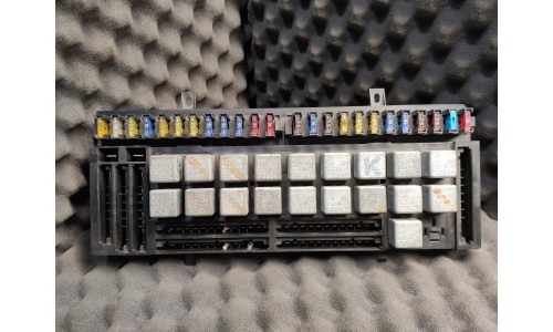 Tableau/Boite a Fusible Ferrari Testarossa (129108/U) (Occasion)