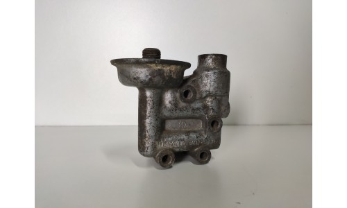 Support de Filtre à Huile et Débimètre Ferrari 330Gtmk1+2F (24843/U) (Pièce Occasion)