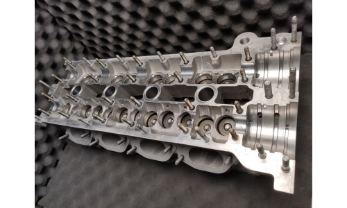 Culasse Gauche Sans Arbres à Cames Ferrari 360 F131 3.6l Modena/Spider ()