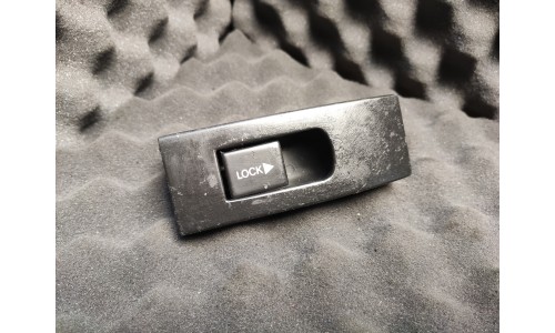 Poignée D'Ouverture De Porte Intérieure Gauche Ferrari 360 / 430 (68884600/U)(Pièce Occasion)