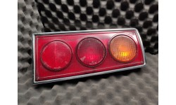 Feu Arrière Droit Ferrari 208 GT4 Dino/308 GT4 Dino 76-79 (40030405/U) (Pièce Occasion)
