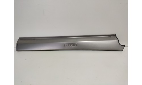 Seuil de Porte en Alu Droit Ferrari 360/F430 (68146500/U) (Pièce Occasion)