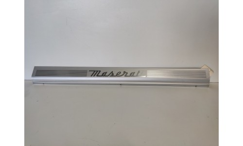 Seuil de Porte Droit en Alu Maserati 3200/4200/Trofeo (386100314/U) (Pièce Occasion)