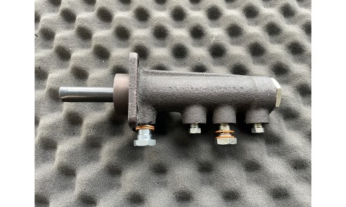 Maitre Cylindre Dino 246 / Ferrari 365 GT 2+2 (124512)