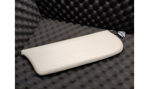 Pare Soleil Gauche Adaptable Ferrari 330 GT/GTC 2+2 (401-64-805-00/U/A) (Pièce Occasion Adaptable)