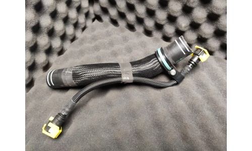 Tuyau de Remplissage de Carburant + Tuyau d'Evacuation des Vapeurs d'Essence Ferrari 458 (257359 & 280541)