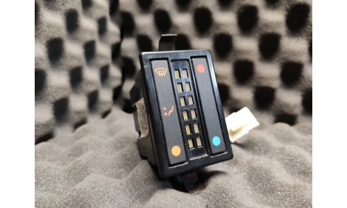 Boitier de Contrôle de Ventilation Côté Gauche Ferrari 208 Turbo / 328 (61808300/U) (Pièce Occasion)