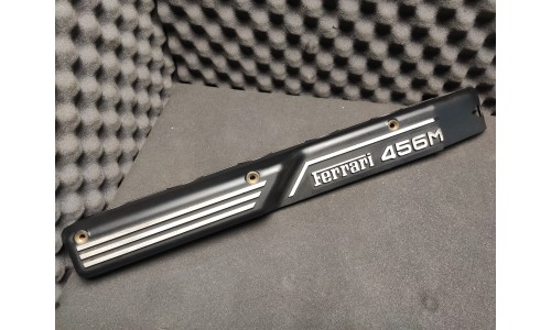 CARTER DROIT DE PROTECTION MOTEUR FERRARI 456 (178241/U)