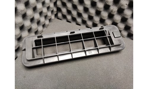 Grille Ventilation Coffre Maserati 3200/4200 Ferrari 599/612 (60509933/U)(Occasion)