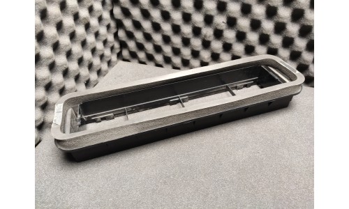 GRILLE GROUPE CLIMATISATION CONDUIT FERRARI 360/F430 (65629700/U)