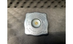 Bouchon Carré De Radiateur Pression 1.1 BAR Ferrari 308 / 328 / 348 / Mondial / Testarossa (101499)