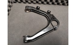 Triangle Suspension Avant Supérieur Gauche Ferrari 550/575/456M (175801/U) (Pièce Occasion)