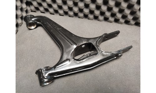 TRIANGLE AVANT INFERIEUR GAUCHE FERRARI 456/550/575 (168727)