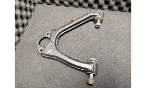 TRIANGLE DE SUSPENSION SUPERIEUR FERRARI MONDIAL 3.4 T (139493)