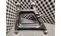 Lower lever, right 