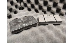 Plaquettes de Freins Arriere Ferrari 348 / 355 / 512 (70000875/U) (Pièce Occasion)
