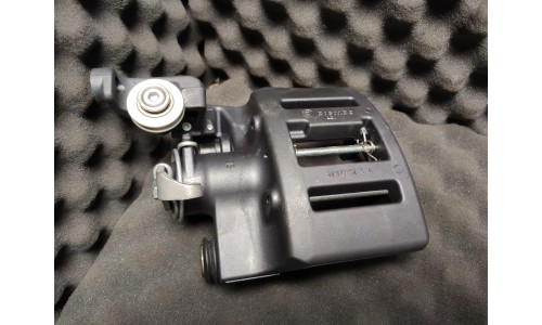 ETRIER DROIT POUR FREIN A MAIN FERRARI F430 (228046)