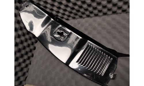 Couvercle de Montant de Porte Droit Ferrari 456 GT / GTA ( 63213210/U) (Pièce Occasion)