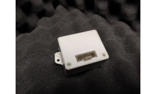 Station de Contrôle d'Indicateur de Niveau de Carburant Ferrari 456 GT / GTA (63488400/U) (Pièce Occasion)