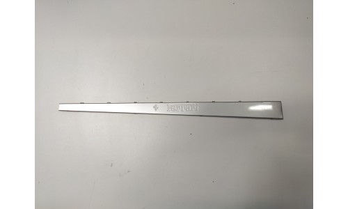 Insert de Seuil de Porte Gauche Ferrari 456 / 550 / 575 (63213100/U) (Pièce Occasion)