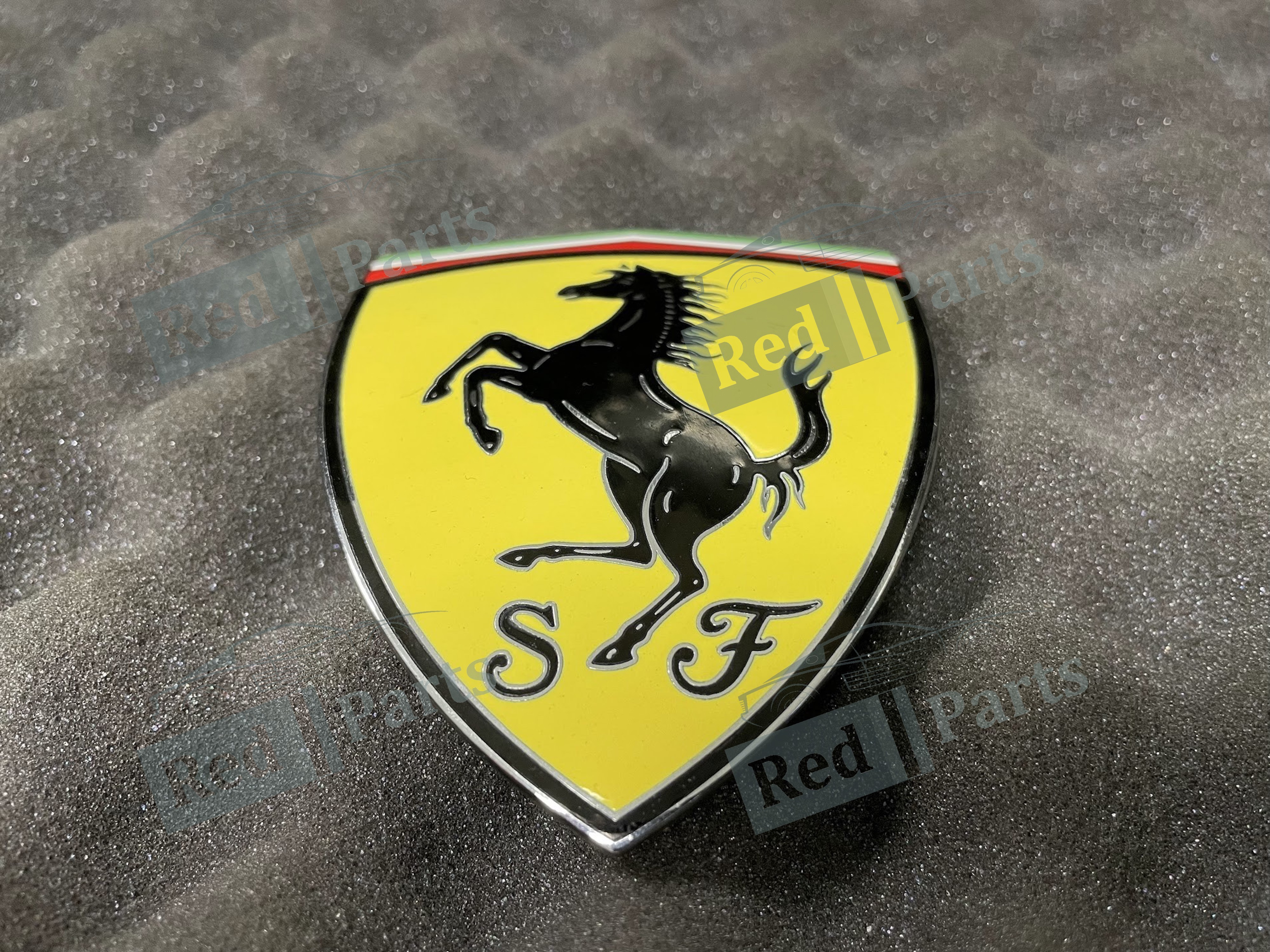 Ecusson / Scudetto Pour Ailes Ferrari 599 (68578900)