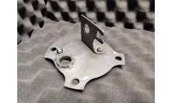 Plaque de Couverture Droite / Support Conduit Hydraulique de Frein Sans Capteur Ferrari 456 GT / GTA (164925/U) (Pièce Occasion)