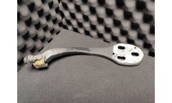 Charnière Droite Capot Moteur Ferrari 208/308/328 (60256807/U) (Pièce Occasion)