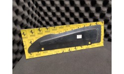PARE PIERRE/GRAVILLONS LATERAL AVANT GAUCHE FERRARI F355 (64110800)