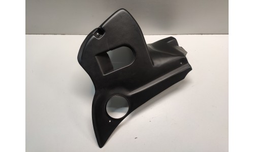 PROTECTION DANS COMPARTIMENT AVANT FERRARI MONDIAL 3.4 T (62587600)