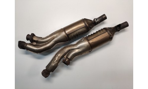 Kit 2x Catalyseur Gauche et Droit Ferrari 456 GT/GTA 456 M GT / GTA (167830/U et167831/U) (Pièce Occasion)