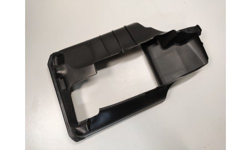 Conduit d'Air Droit du Condensateur de Climatisation Porsche 992 (992815216/U) (Pièce Occasion)
