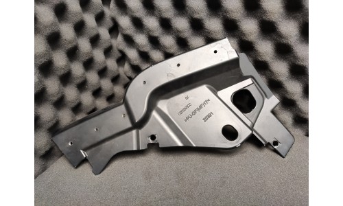 Doublure de Fixation Supérieure Gauche Ferrari 458 Speciale (85689900)