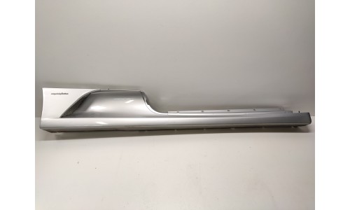 Revêtement de sous-porte droit Ferrari 430 (68020910/U) (Occasion)