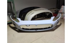 Pare choc avant Maserati GranTurismo/GranCabrio (parking sensor) (M980145003)