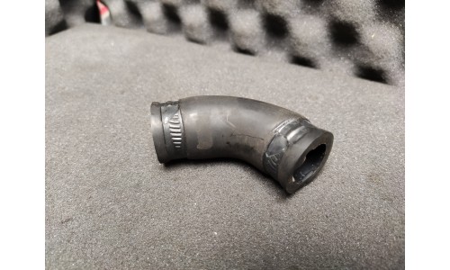 Conduit d'Air vers Régulateur de Ralenti Ferrari 348 / Mondial (143270/U) (Pièce Occasion)