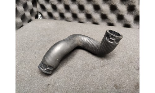 Conduit d'Air Gauche vers Régulateur de Ralenti Ferrari 348 / Mondial (143201/U) (Pièce Occasion)