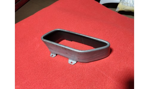 Enjoliver d'Echappement / Habillage de Silencieux Coté Gauche McLaren MP4-12C (MP4-12C/U) (Pièce Occasion)