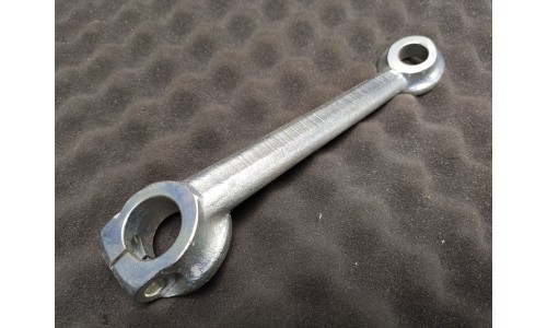 Levier de Suspension Supérieur Avant Ferrari 330 et 365 GT 2+2 (64831/U) (Pièce Occasion)