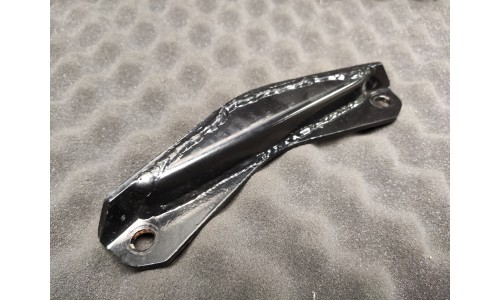 Support de Bras de Suspensions de Roue Avant Ferrari 330 et 365 GT 2+2 (65198/U) (Pièce Occasion)